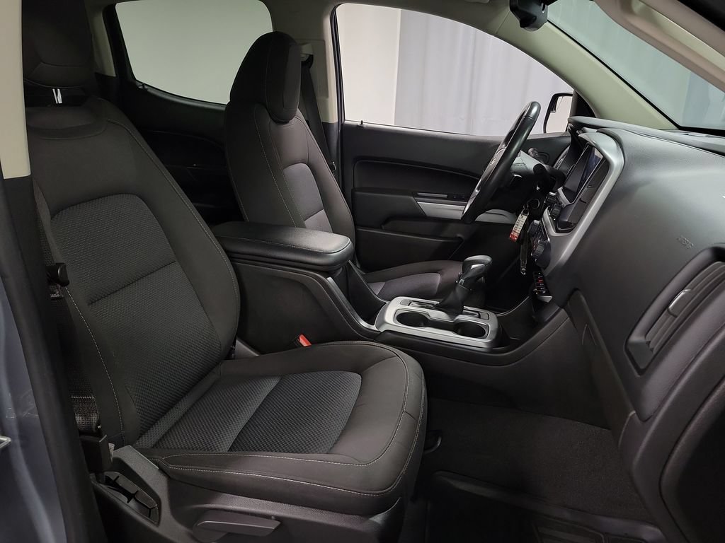 Used 2022 Chevrolet Colorado LT w/ Safety Package AWD/4WD image 26