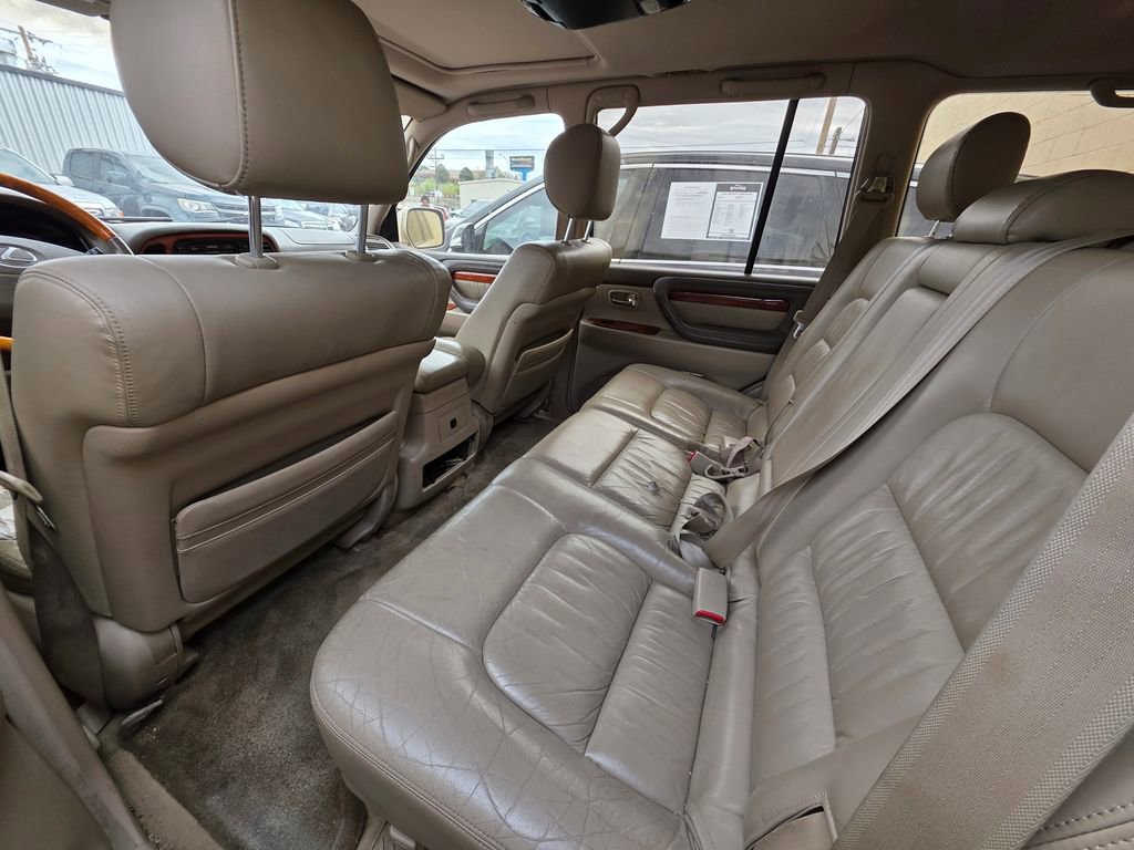 Used 2001 Lexus LX 470 4WD image 3