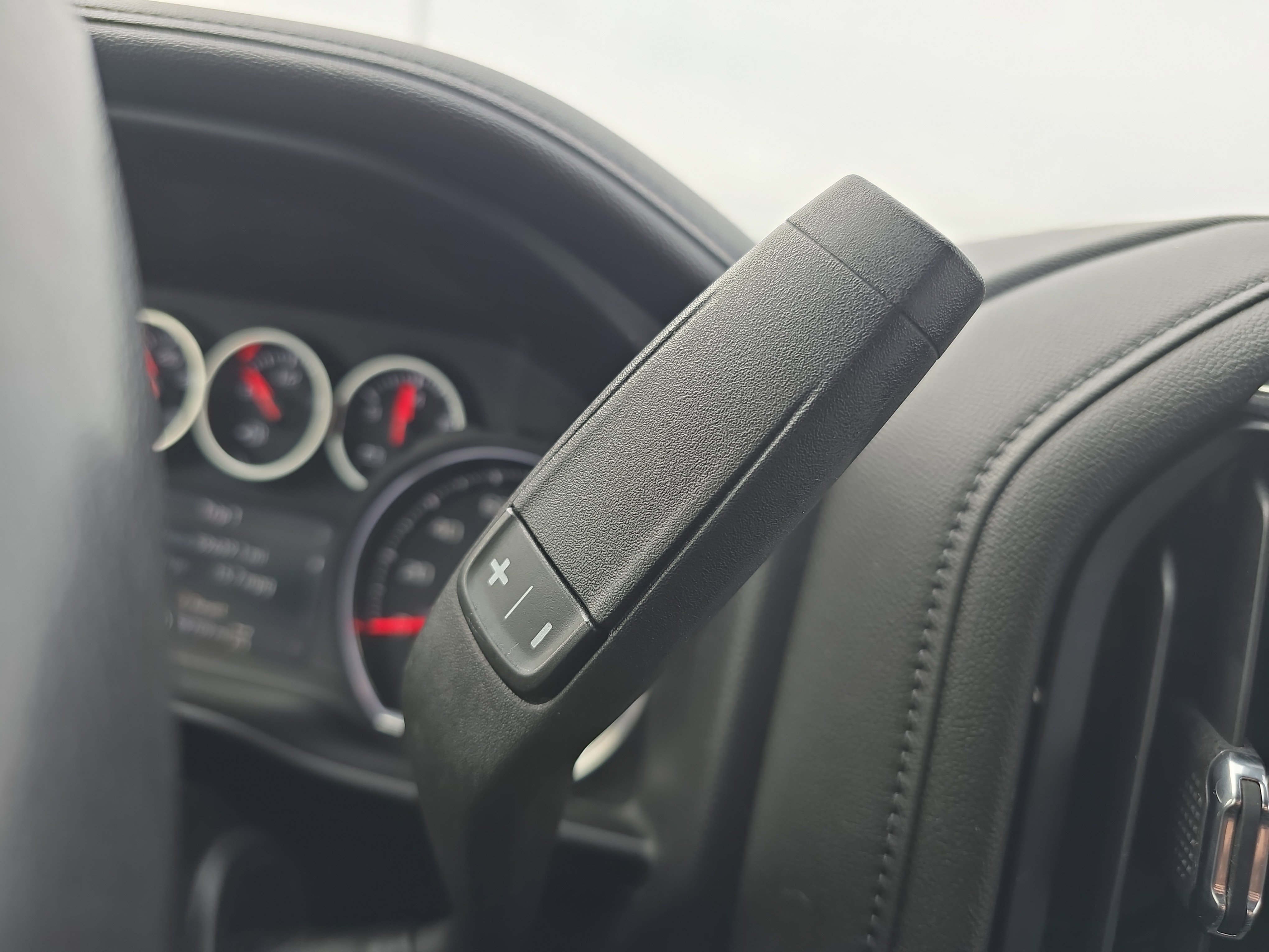 Used 2019 Chevrolet Silverado 1500 LTZ w/ LTZ Plus Package image 26