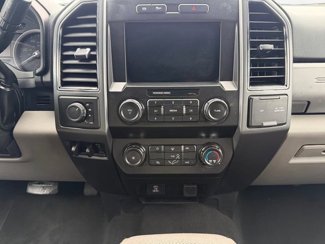 Used 2021 Ford F550 4x4 Crew Cab Super Duty image 4
