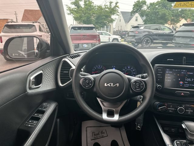 Certified 2022 Kia Soul LX FWD image 13