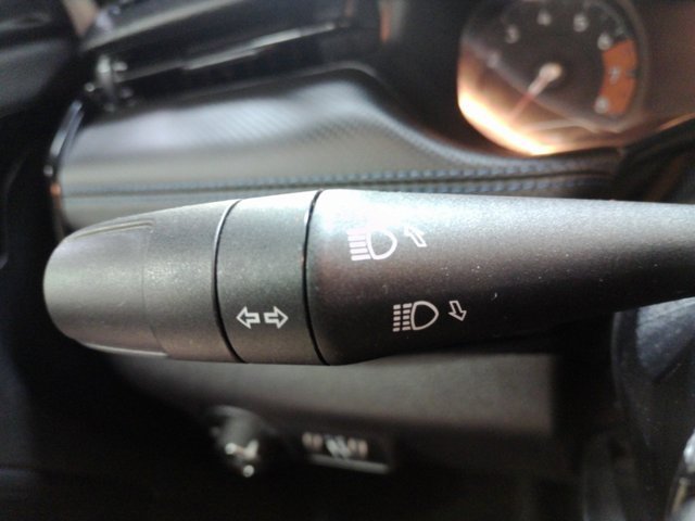 Used 2025 Jeep Compass Latitude w/ Altitude Special Edition image 33