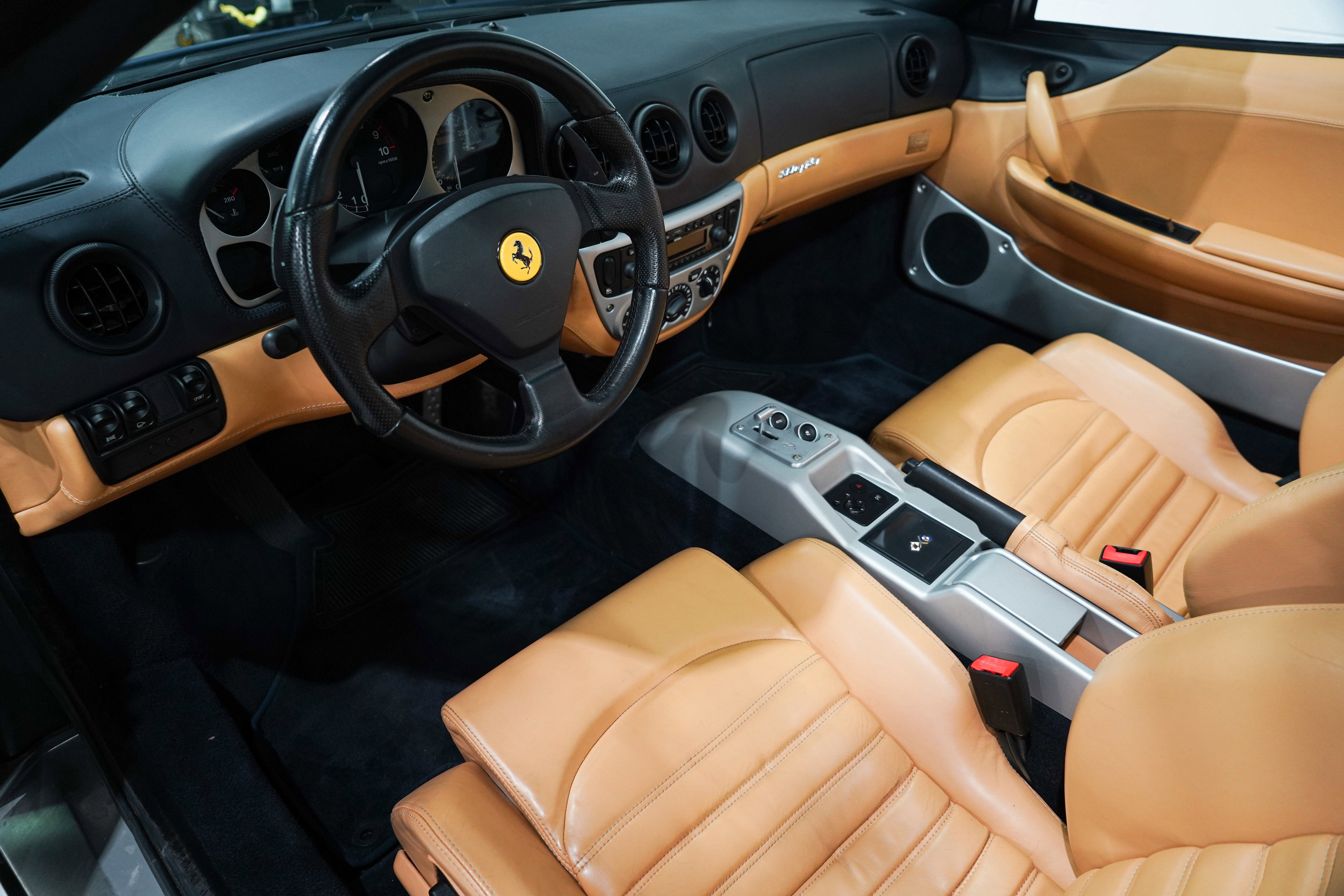 Used 2002 Ferrari 360 Spider RWD image 2