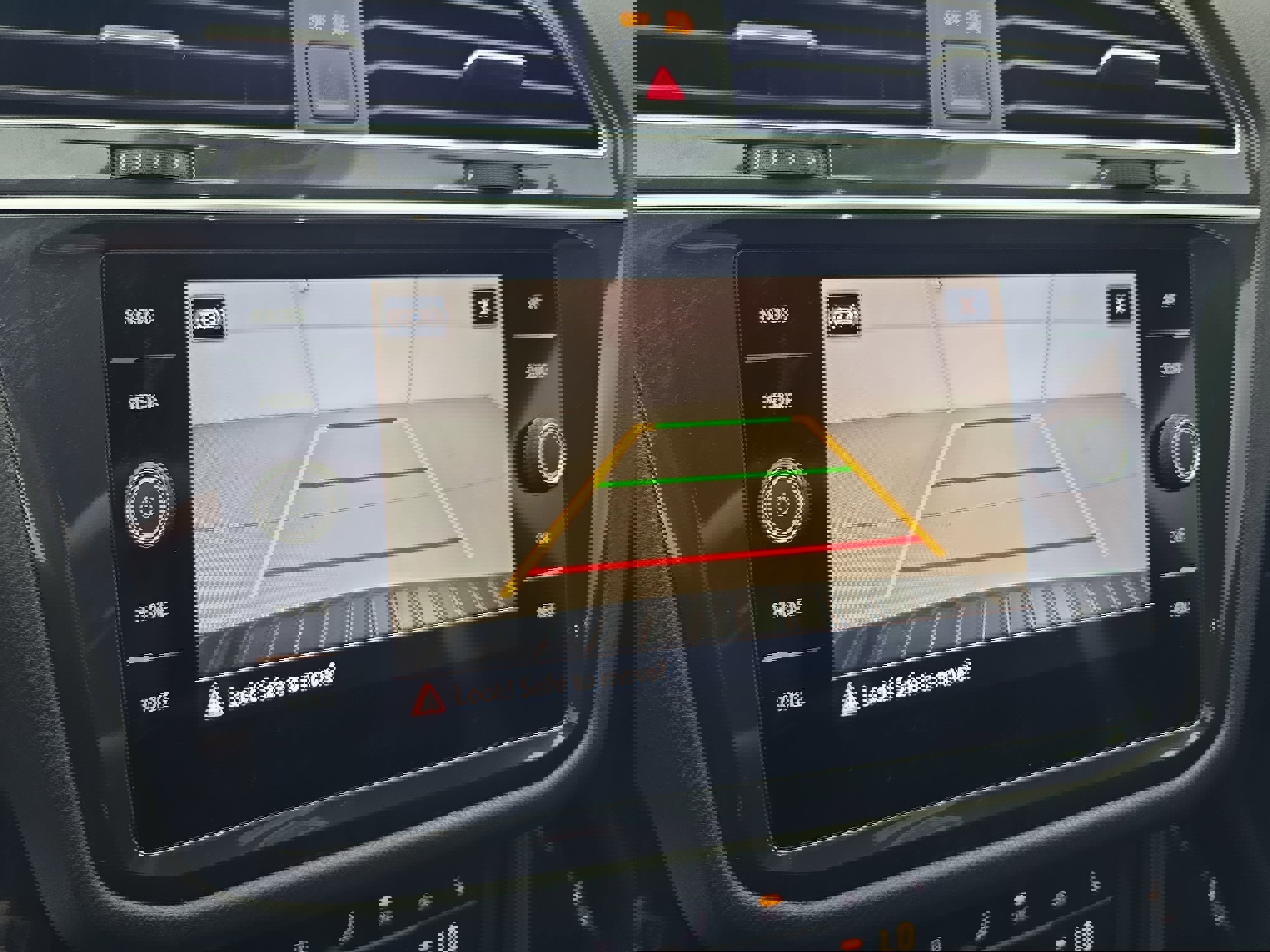 Used 2022 Volkswagen Tiguan SE R-Line image 21