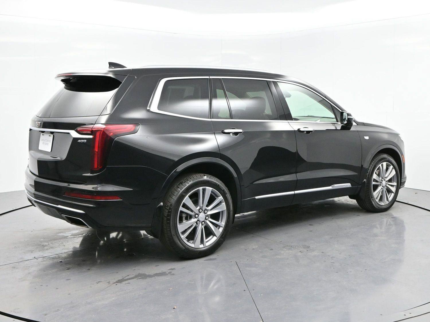 Certified 2024 Cadillac XT6 Premium Luxury image 7