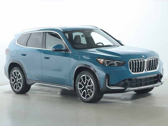 Used 2025 BMW X1 xDrive28i AWD/4WD image 11