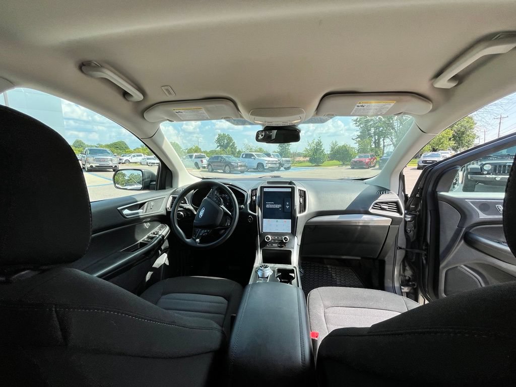 Used 2022 Ford Edge SE AWD/4WD image 12