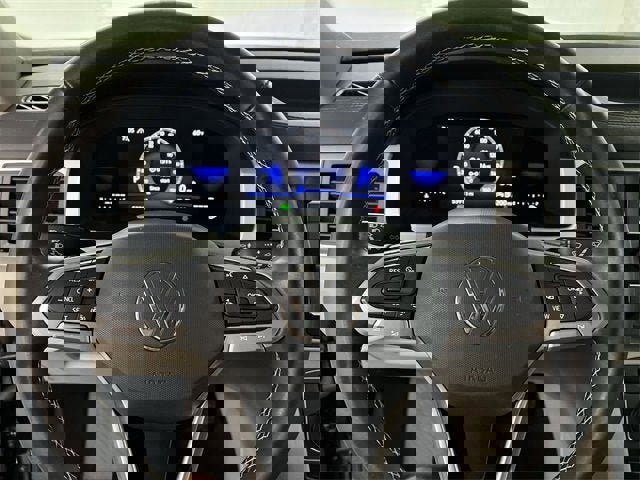 Used 2022 Volkswagen Atlas SE image 11