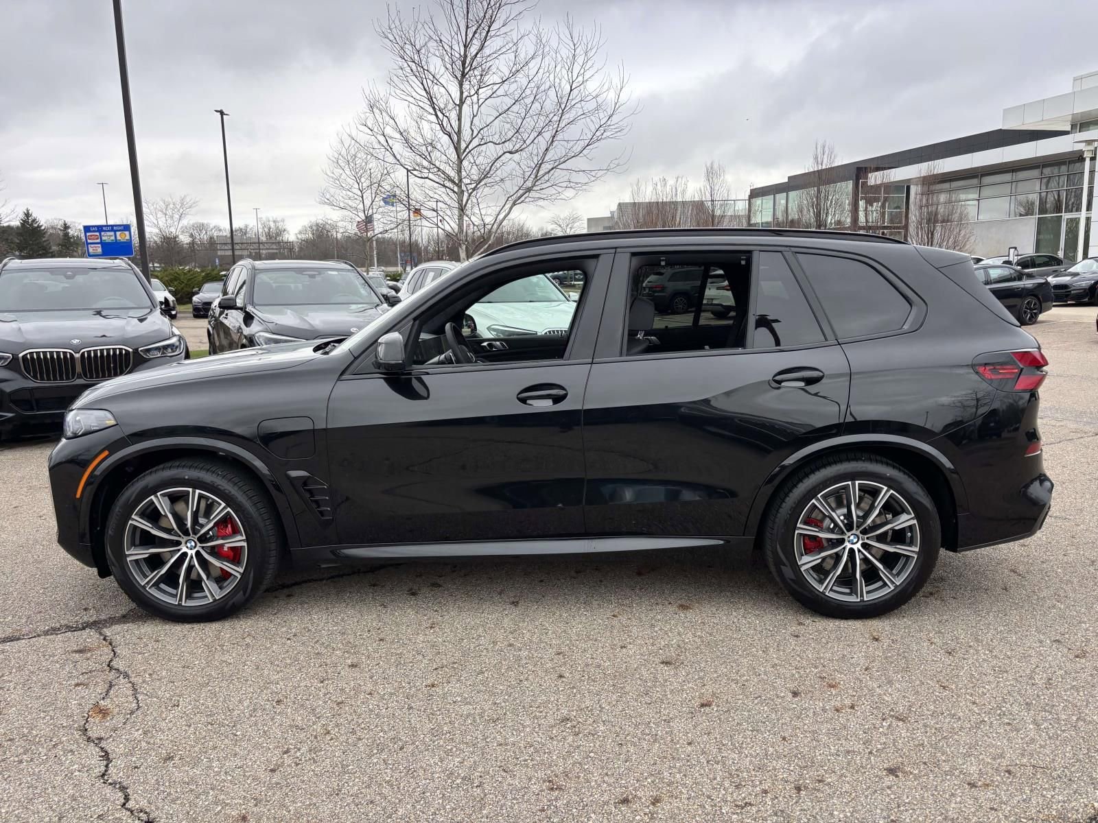 New 2026 BMW X5 xDrive50e AWD/4WD image 8