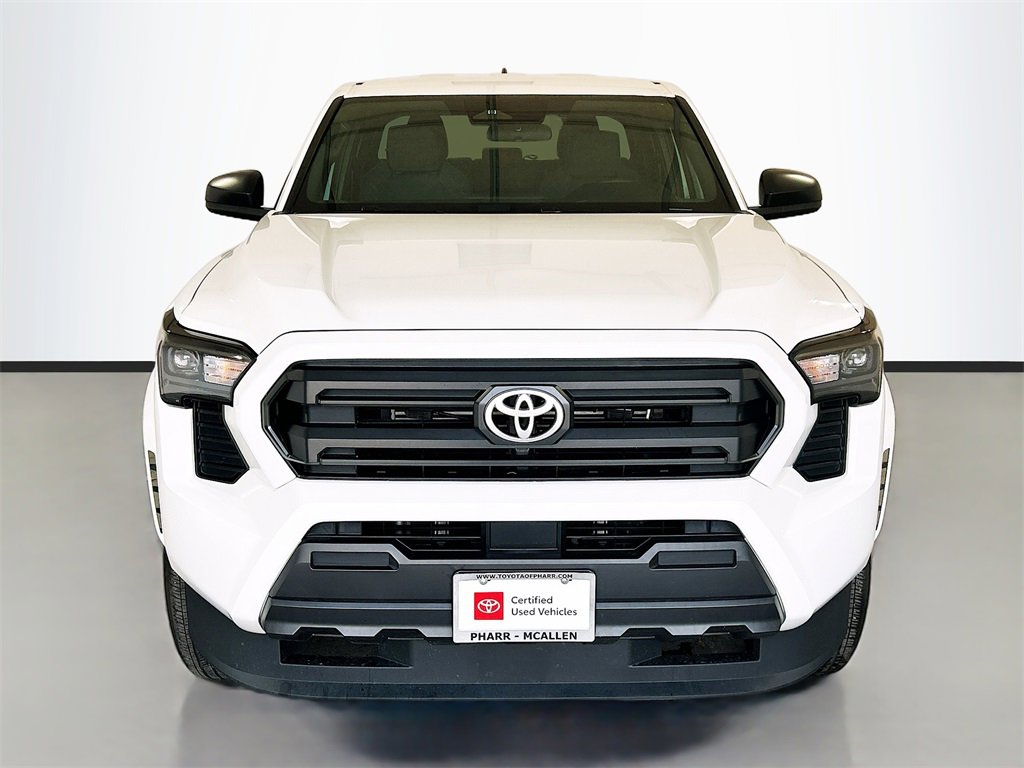 Used 2025 Toyota Tacoma SR image 2