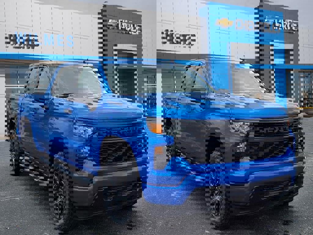 New 2026 Chevrolet Silverado 1500 Custom w/ Turbomax Blackout Package