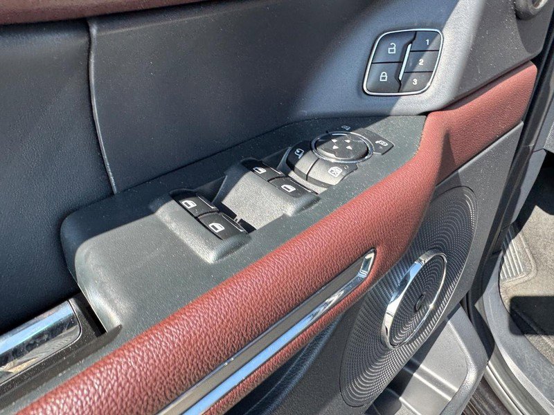 Used 2024 Ford Expedition Limited AWD/4WD image 21