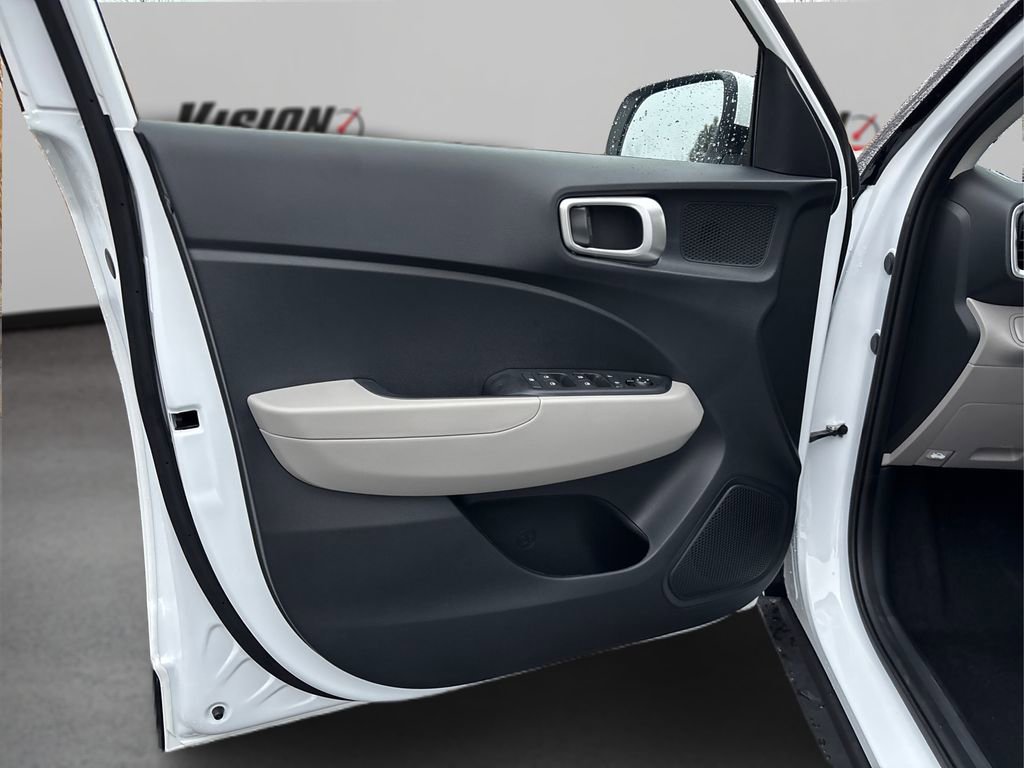 New 2026 Hyundai Venue SEL image 16