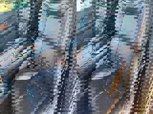 Used 2019 Lincoln Navigator L Reserve image 14