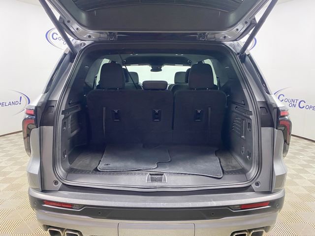 Certified 2025 Chevrolet Traverse LT image 24