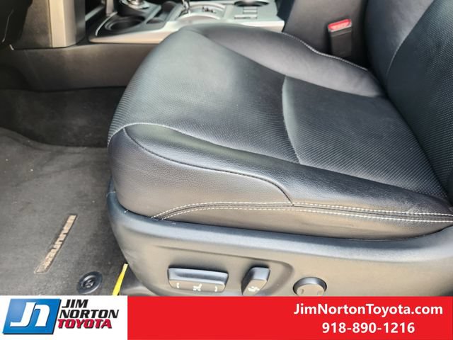Used 2023 Toyota 4Runner Limited AWD/4WD image 25