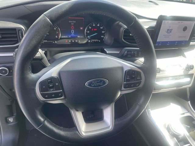 Used 2024 Ford Explorer XLT w/ Equipment Group 202A image 16