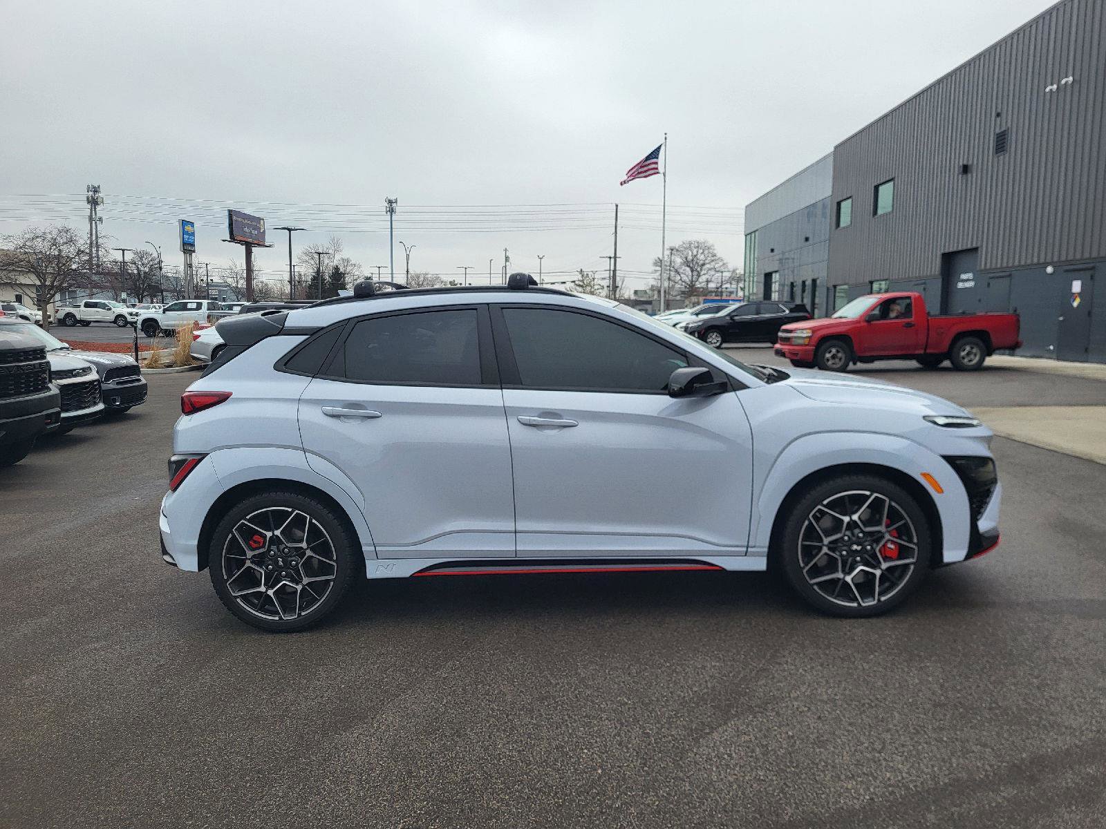 Used 2022 Hyundai Kona N image 2