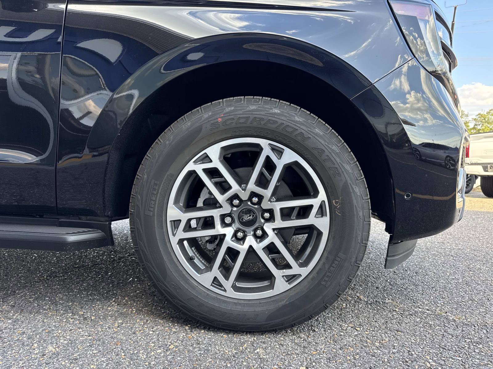 New 2025 Ford Expedition Max Active image 3