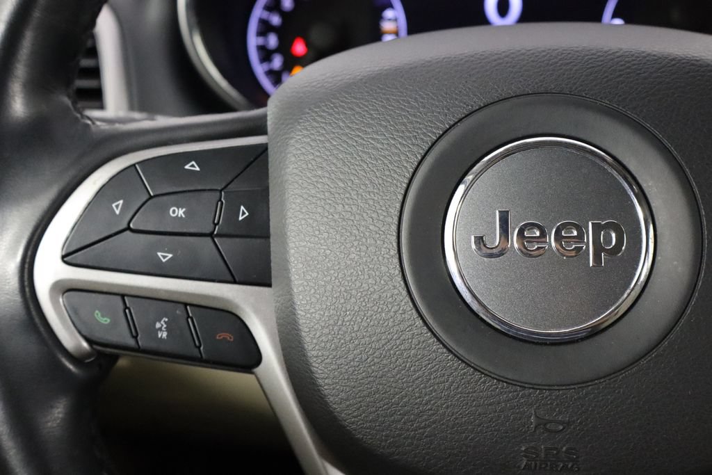 Used 2022 Jeep Grand Cherokee Laredo E RWD image 8