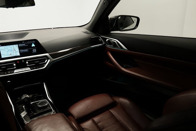 Used 2021 BMW 430i Convertible image 16