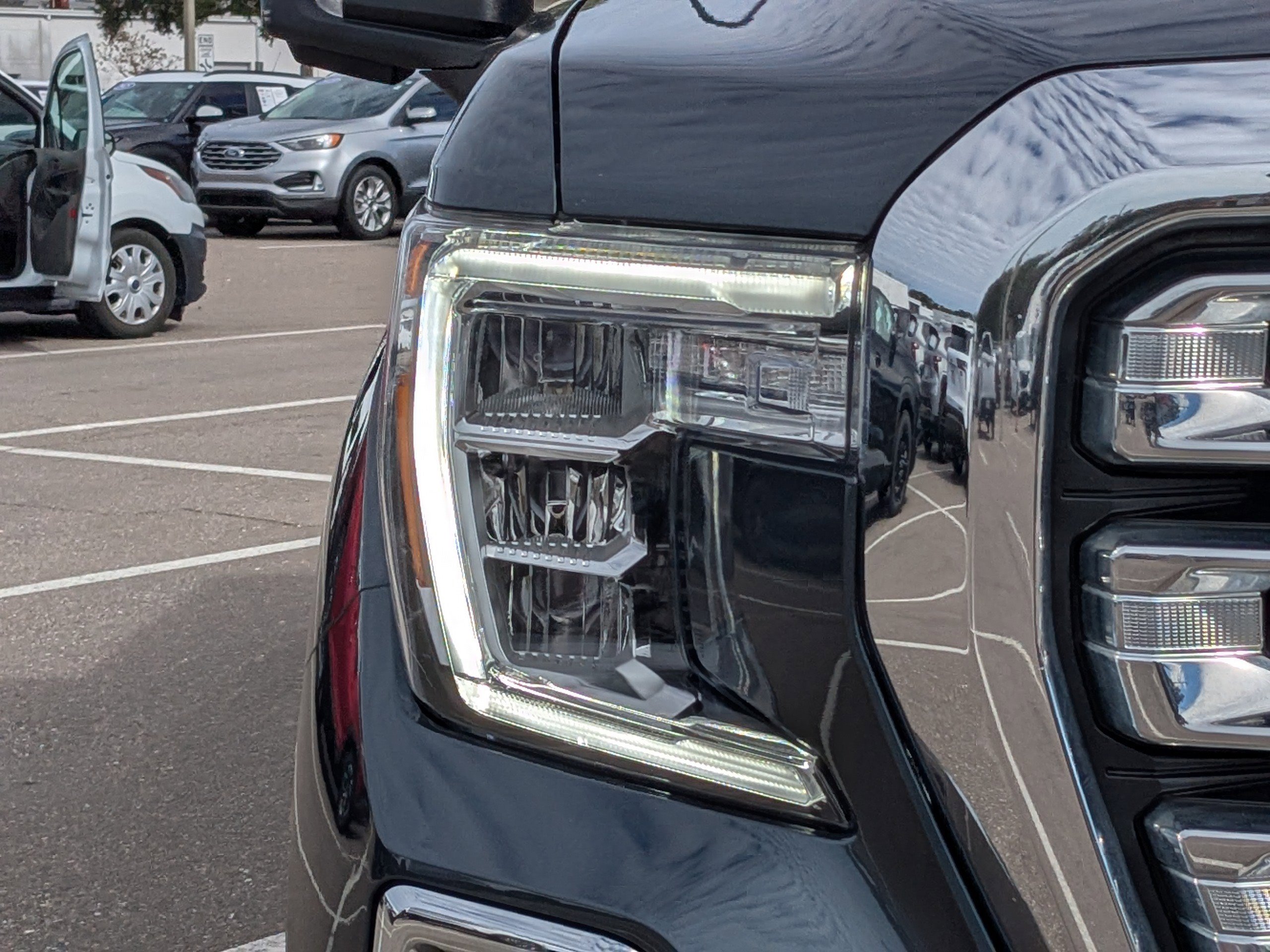 Used 2022 GMC Sierra 1500 SLT w/ SLT Premium Plus Package image 9