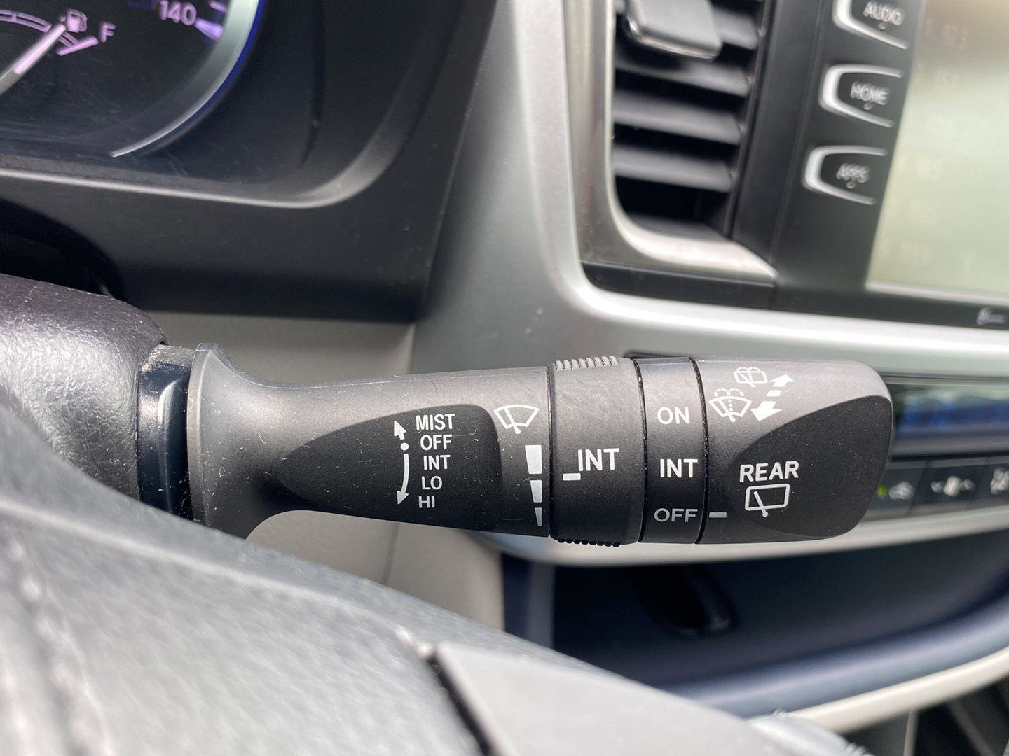 Used 2016 Toyota Highlander Plus FWD image 23