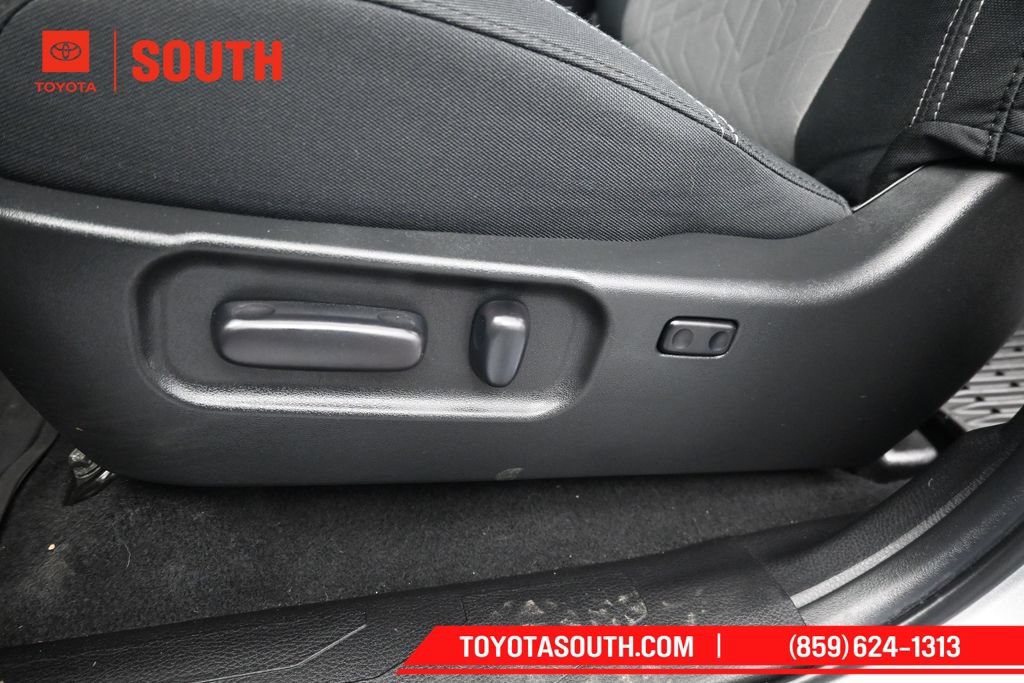 Used 2023 Toyota Tacoma TRD Sport AWD/4WD image 21