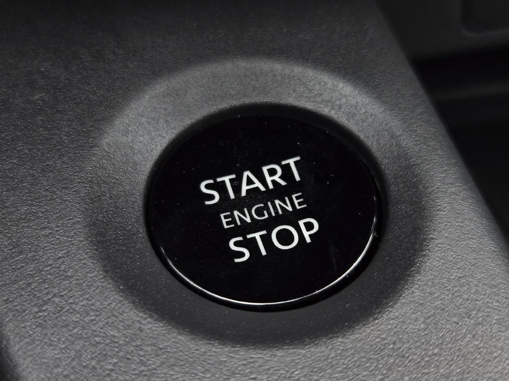 New 2026 Nissan Sentra SR w/ SR Premium Package FWD image 28