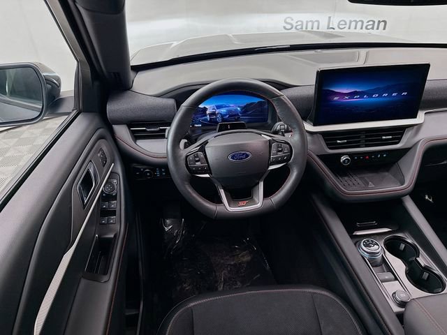 Used 2025 Ford Explorer ST image 23
