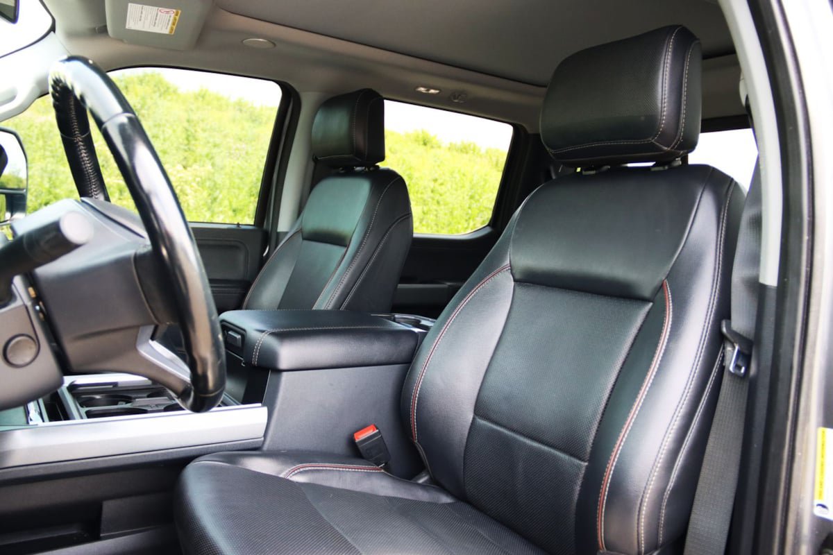 Used 2023 Ford F450 Lariat w/ Lariat Ultimate Package AWD/4WD image 32
