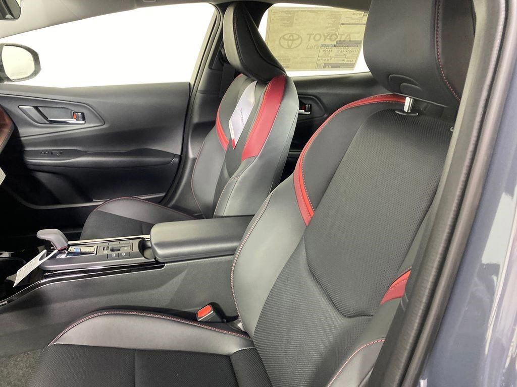 New 2026 Toyota Prius Plug-In Hybrid image 9