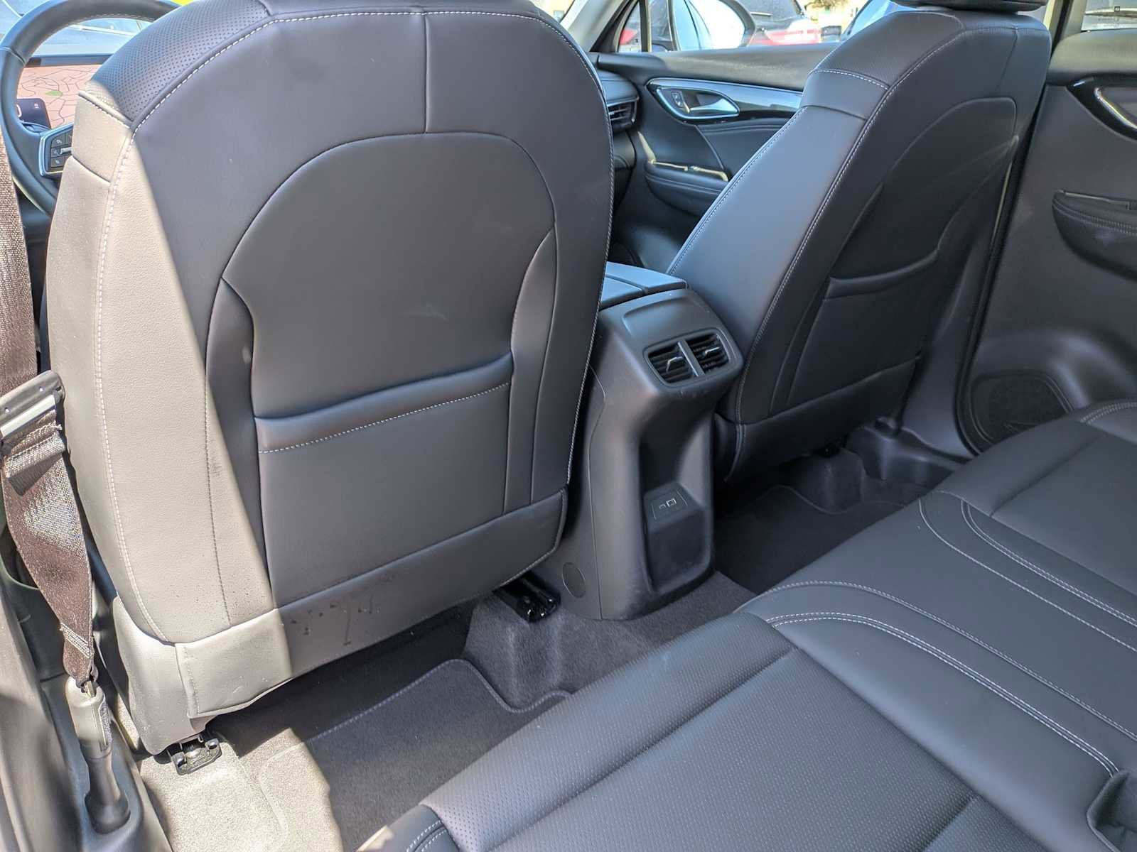 Used 2025 Buick Envision Preferred AWD/4WD image 17