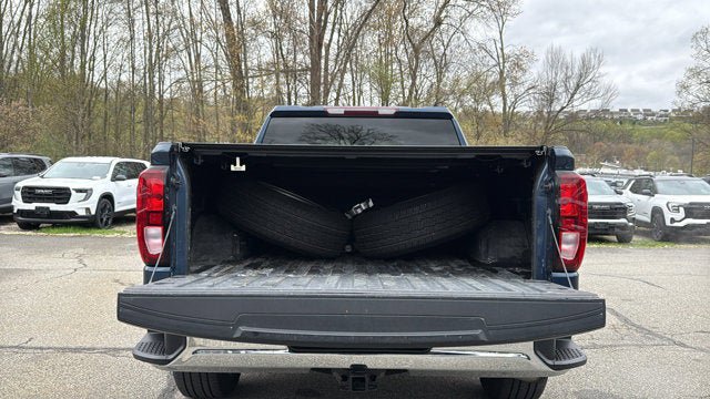 Used 2021 GMC Sierra 1500 4x4 Crew Cab w/ Sierra Value Package image 26