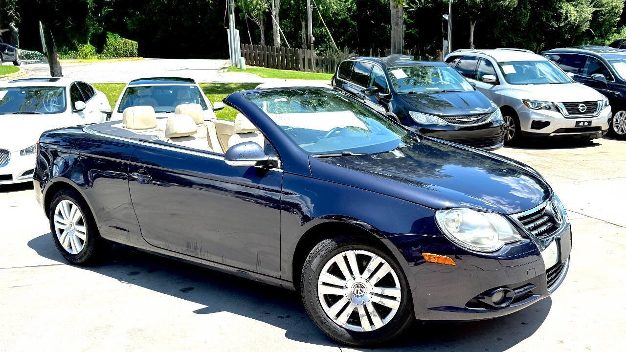 Used 2008 Volkswagen Eos Komfort FWD image 2