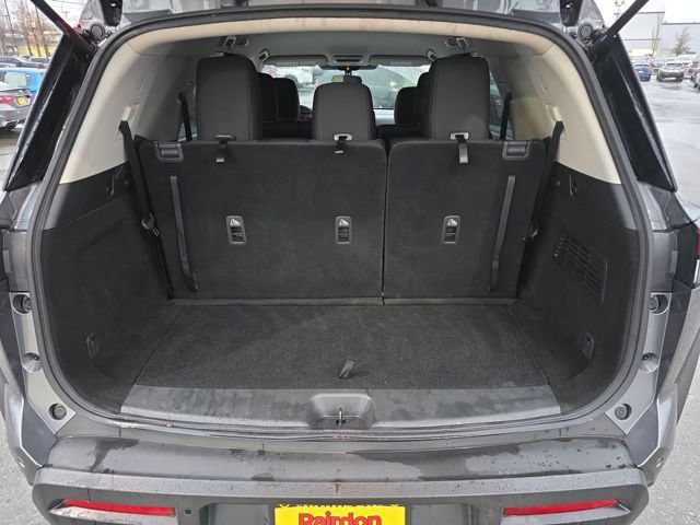 Used 2024 Nissan Pathfinder SV image 14