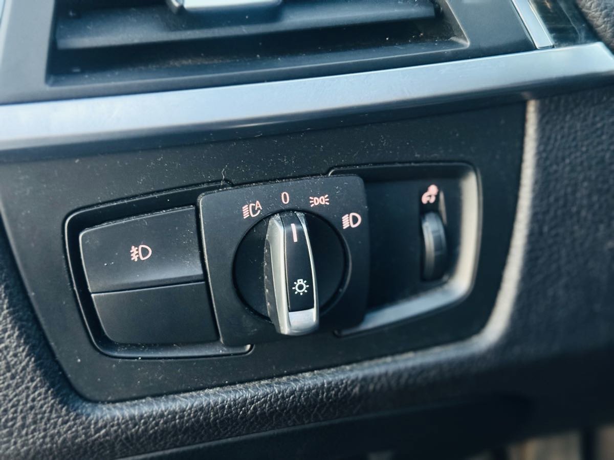 Used 2016 BMW 328i Sedan image 18