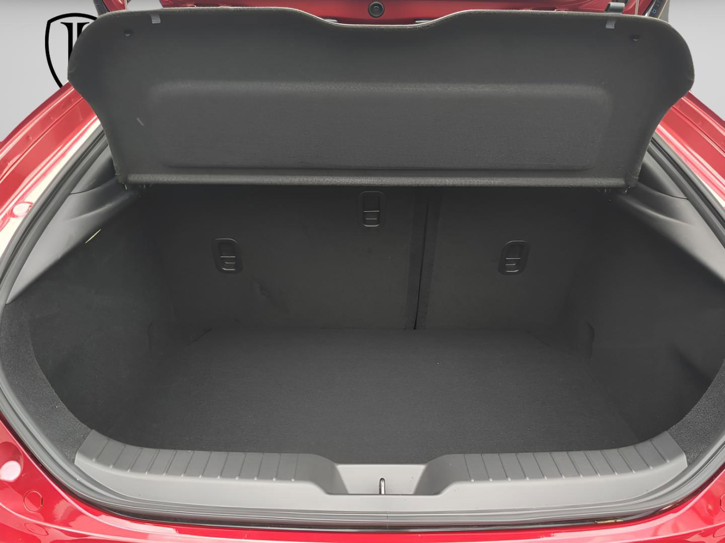 Certified 2025 MAZDA MAZDA3 Hatchback w/Premium Plus Pkg image 11