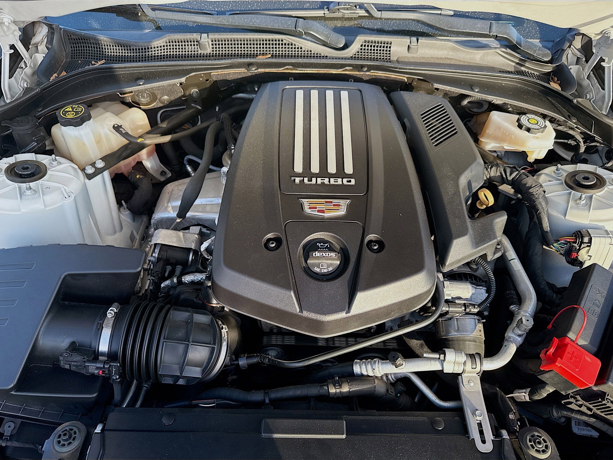 Used 2022 Cadillac CT4 V w/ LPO, ONYX Package image 34