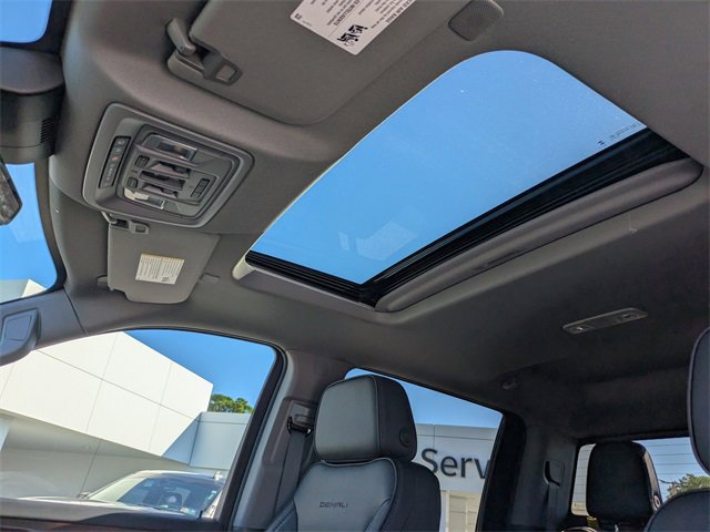 New 2026 GMC Sierra 2500 Denali w/ Denali Reserve Package image 21