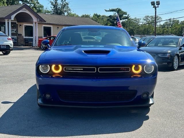 Used 2022 Dodge Challenger R/T RWD video 2