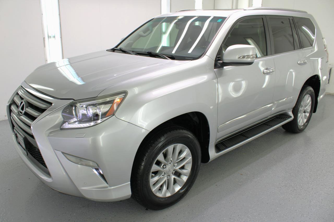 Used 2018 Lexus GX 460 Premium w/ Premium Package AWD/4WD image 5