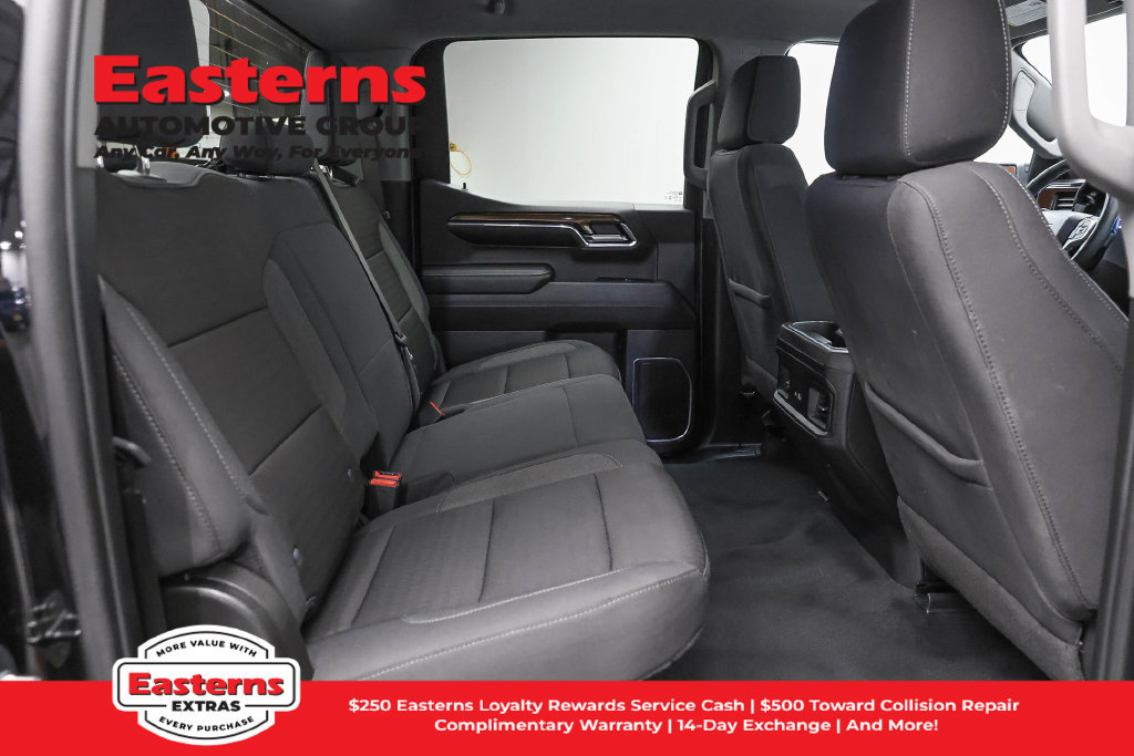 Used 2024 Chevrolet Silverado 1500 RST AWD/4WD image 27