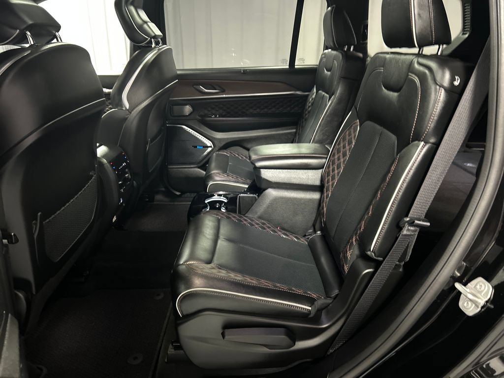 Used 2024 Jeep Grand Cherokee L Summit w/ Advanced Protech Group IV AWD/4WD image 24