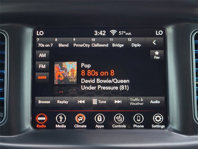 Used 2019 Dodge Charger SXT w/ Driver Confidence Group image 11