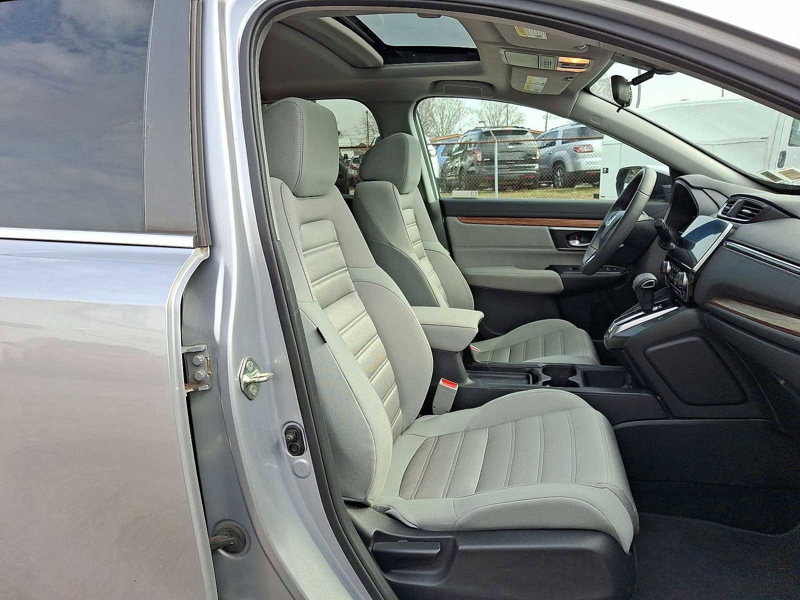 Used 2019 Honda CR-V EX image 33