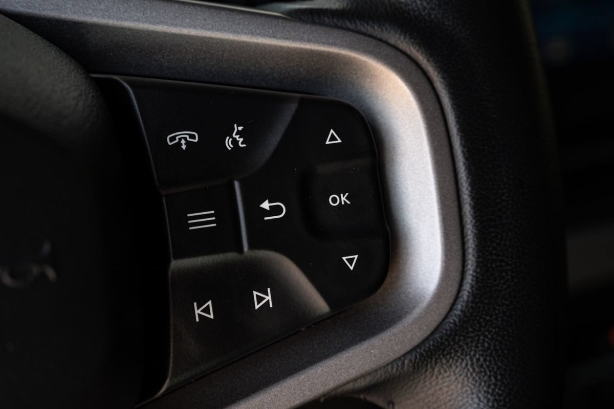 Used 2022 Ford Bronco Black Diamond AWD/4WD image 17