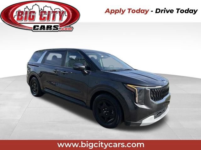 Used 2025 Kia Carnival
