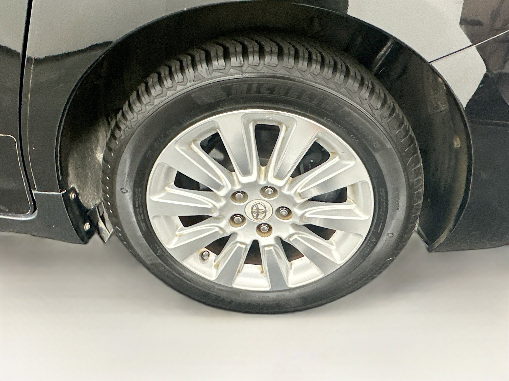 Used 2011 Toyota Sienna Limited w/ Premium Pkg FWD image 11