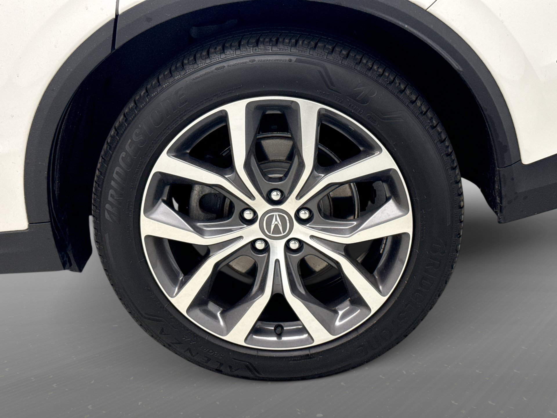 Used 2024 Acura MDX w/ Technology Package AWD/4WD image 12